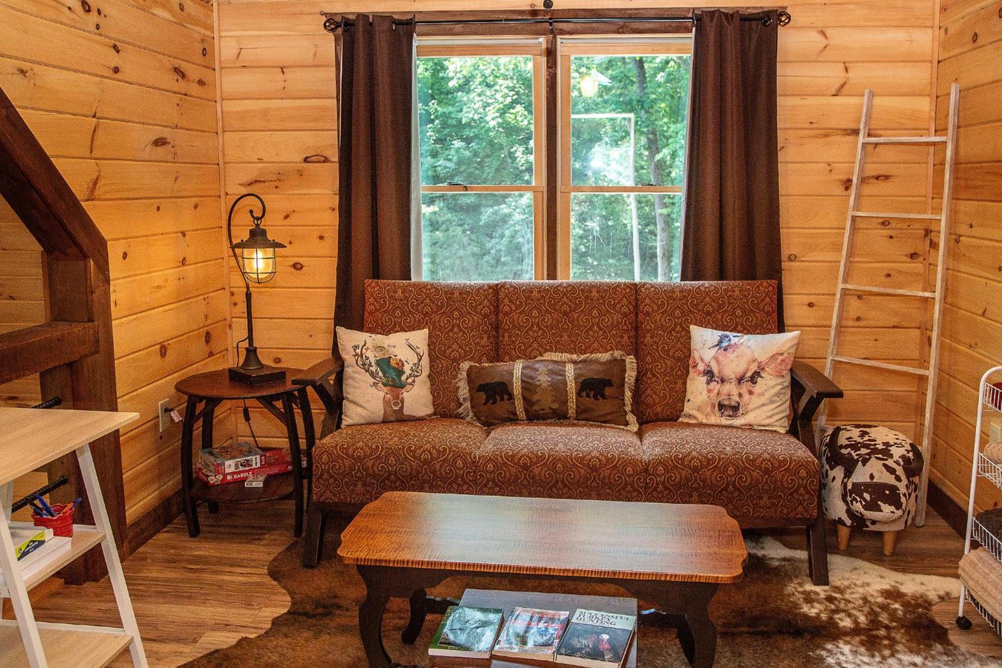 Adore The Smores Rustic Mountain Charm Outdoor Spaces And A Cozy Hot Tub Villa Blue Ridge