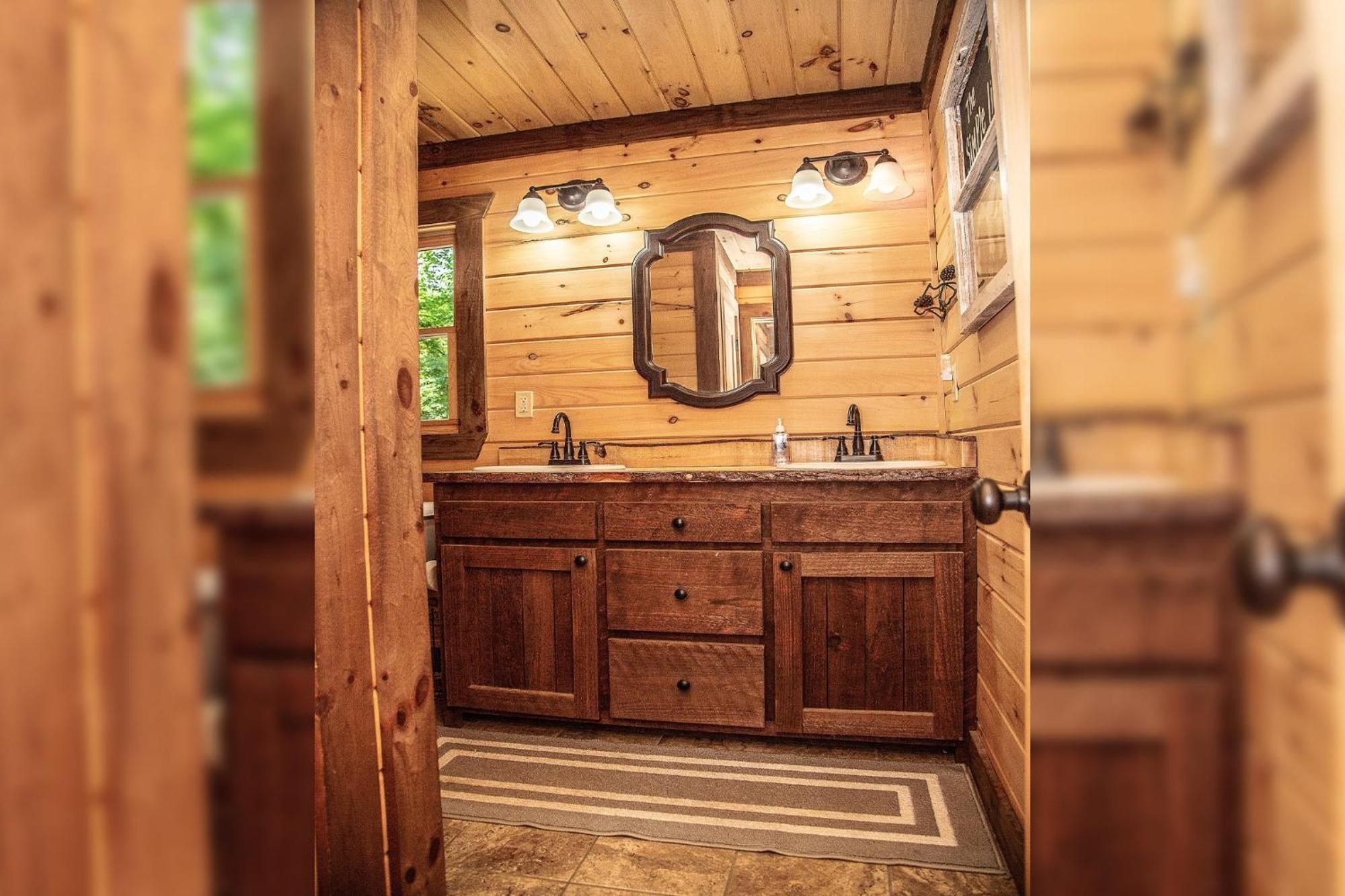 Adore The Smores Rustic Mountain Charm Outdoor Spaces And A Cozy Hot Tub Villa Blue Ridge