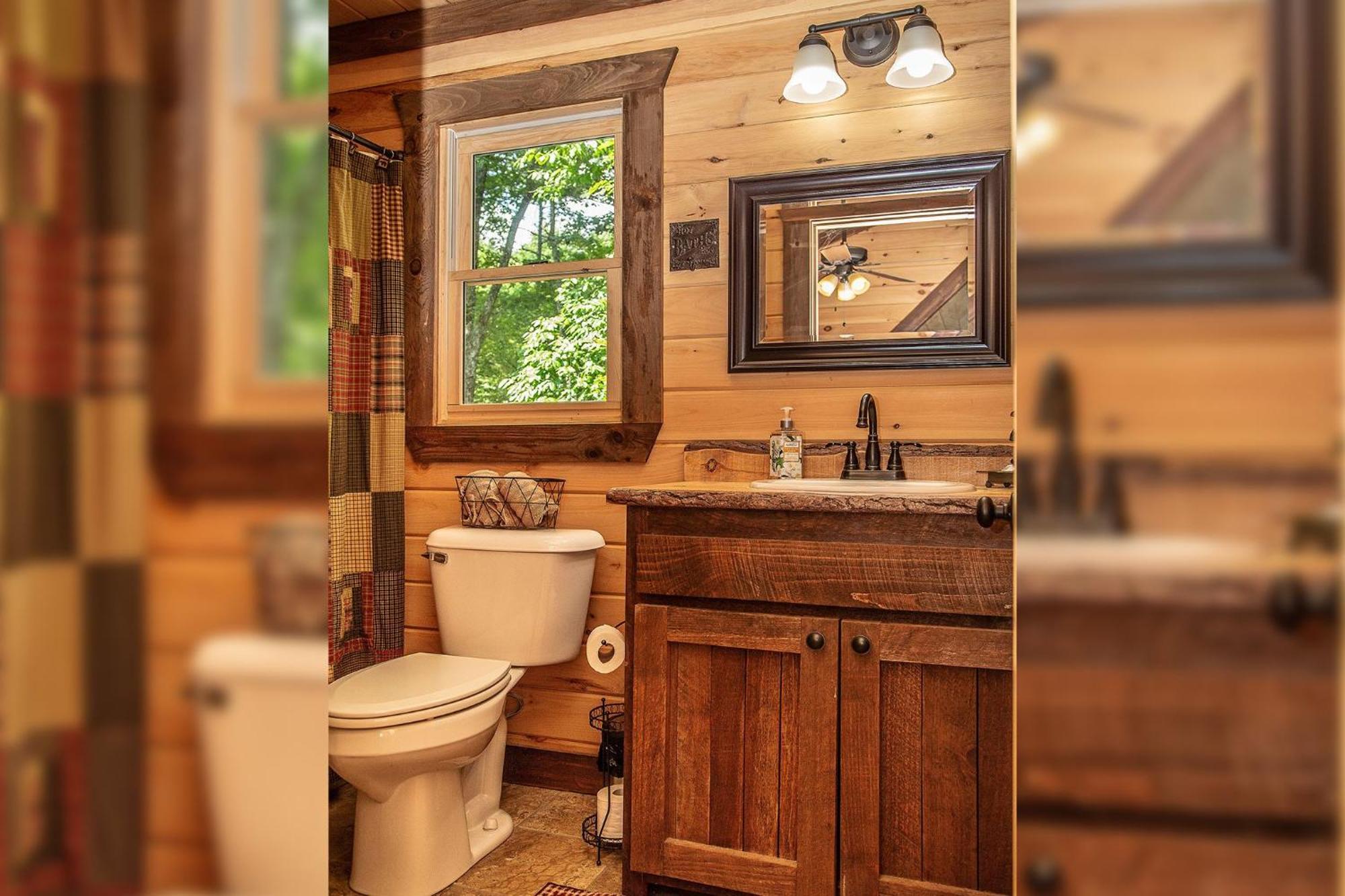 Adore The Smores Rustic Mountain Charm Outdoor Spaces And A Cozy Hot Tub *